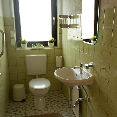 Am Badesee Apartment *